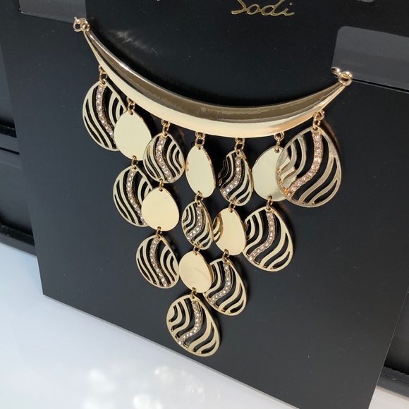 Thalia Sodi Statement Necklace - Picture 2 of 7